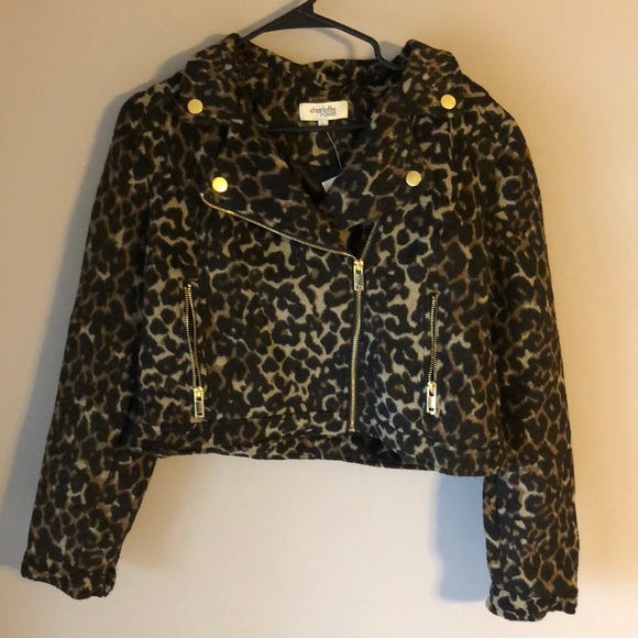 Charlotte Russe Jackets & Blazers - Charlotte Russe Fur Print Jacket😍